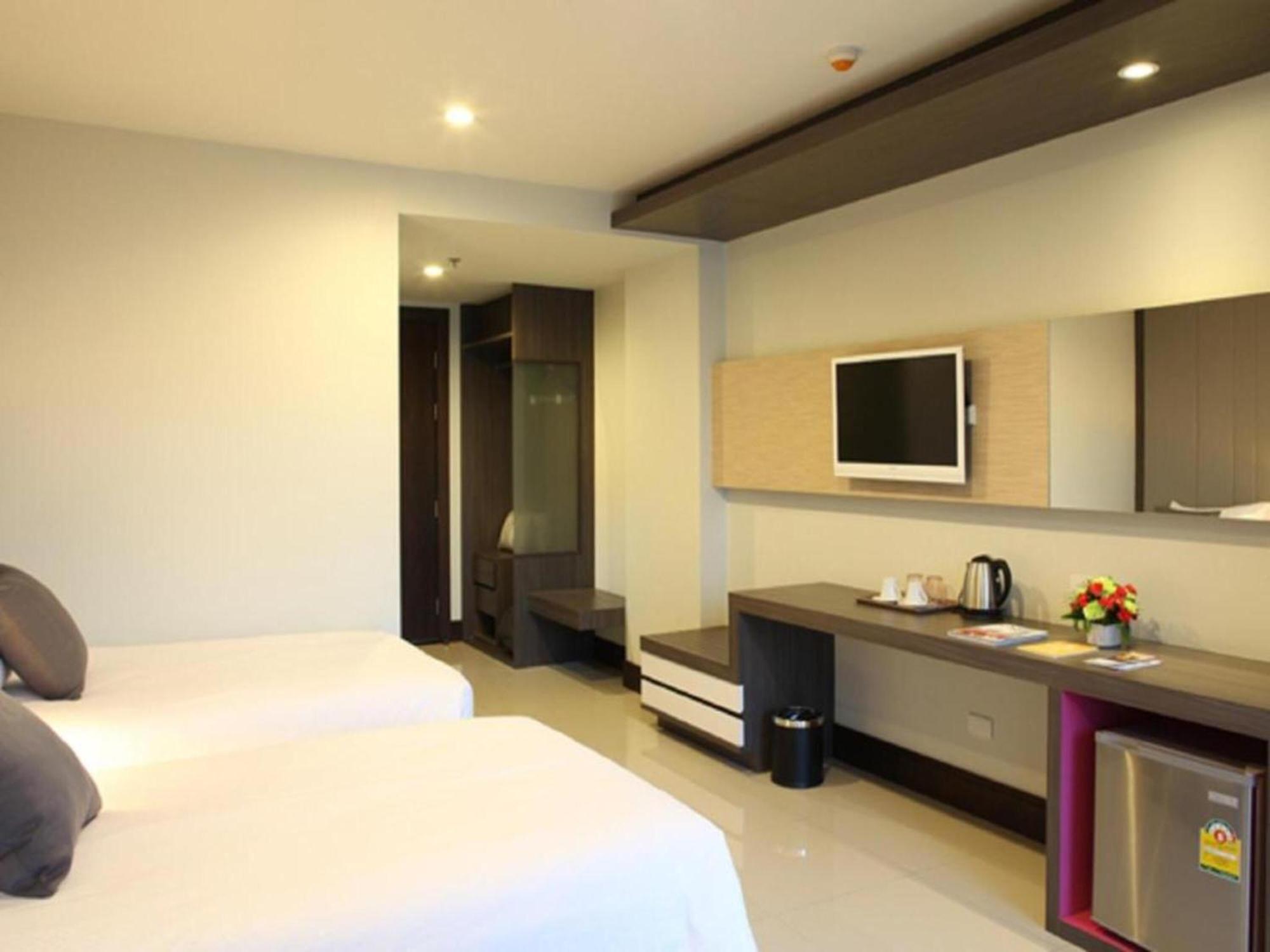 Crystal Suites Suvarnbhumi Airport Bangkok Exterior foto